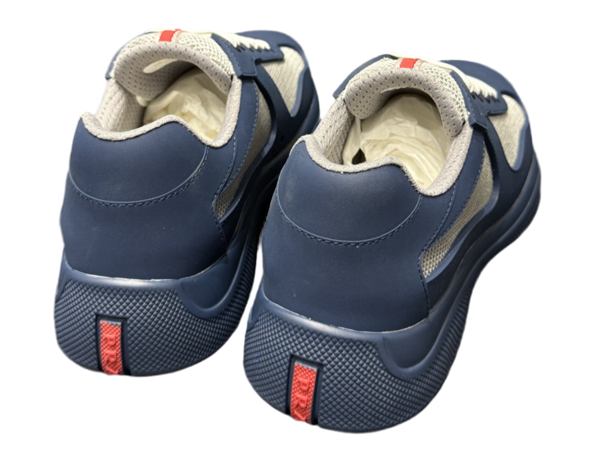 Prada America’s Cup en gomme